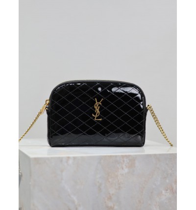 Ysl Gaby zipped pouch in quilted patent leather 19 x 11 x 3 cm