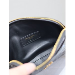 Ysl Gaby zipped pouch in quilted patent leather 19 x 11 x 3 cm Bags