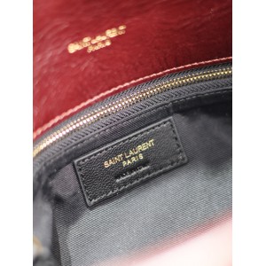 Ysl loulou puffer pattent leather medium size 35x23cm Bags