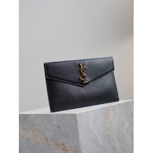 Ysl UPTOWN pouch in grain de poudre leather 27 x 16 x 2 CM 