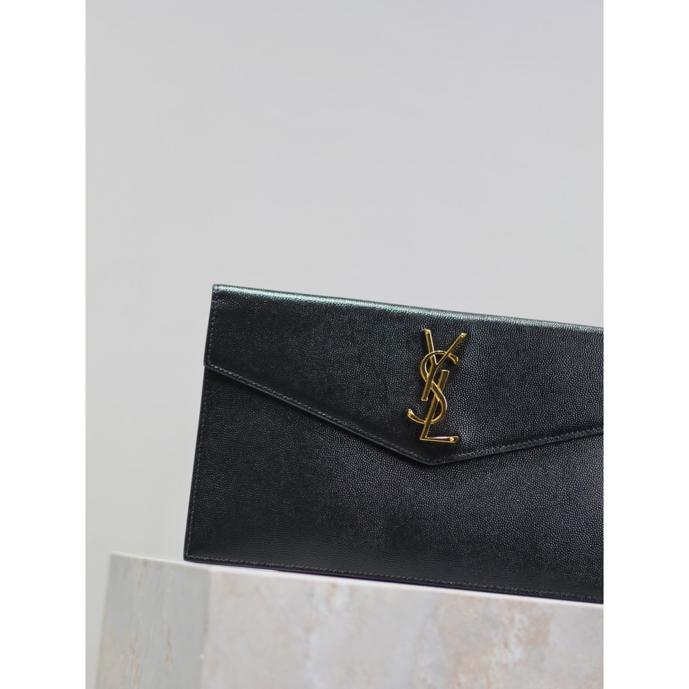 Ysl UPTOWN pouch in grain de poudre leather 27 x 16 x 2 CM 