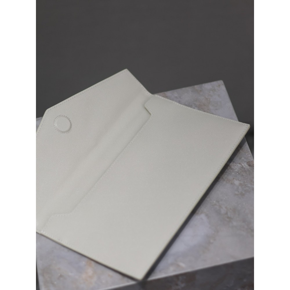 Ysl UPTOWN pouch in grain de poudre leather 27 x 16 x 2 CM 