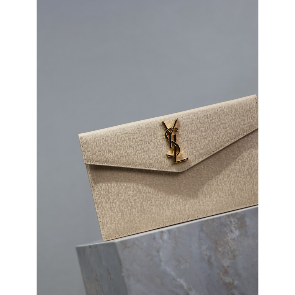 Ysl UPTOWN pouch in grain de poudre leather 27 x 16 x 2 CM 