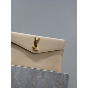 Ysl UPTOWN pouch in grain de poudre leather 27 x 16 x 2 CM 