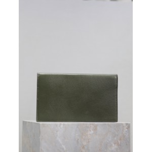 Ysl UPTOWN pouch in grain de poudre leather 27 x 16 x 2 CM 