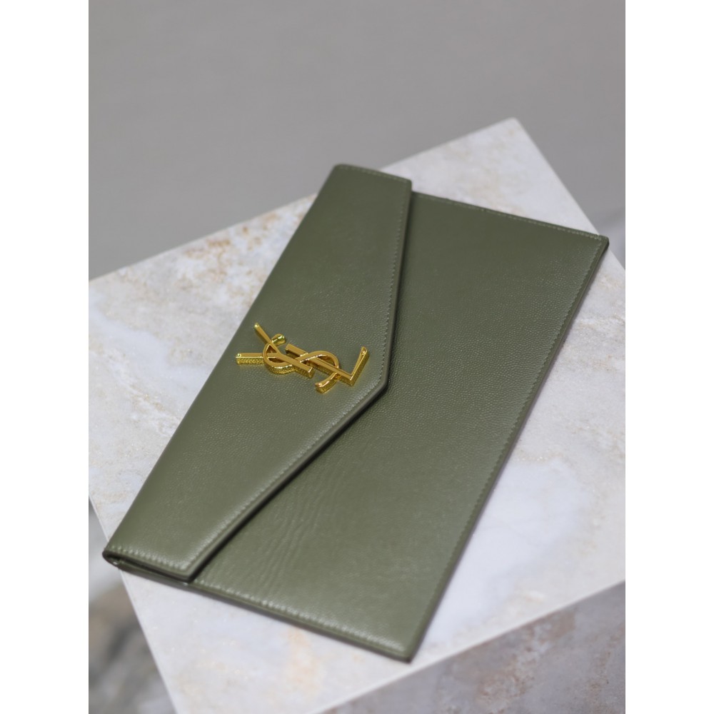 Ysl UPTOWN pouch in grain de poudre leather 27 x 16 x 2 CM 