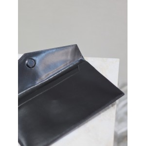 Ysl UPTOWN pouch in calfskin leather 27 x 16 x 2 CM 