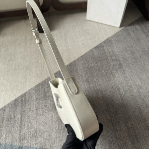 Celine MEDIUM TILLY BAG in shiny calfskin 22 x 13.5 x 4 CM Bags