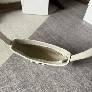 Celine MEDIUM TILLY BAG in shiny calfskin 22 x 13.5 x 4 CM Bags