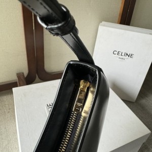 Celine MEDIUM TILLY BAG in shiny calfskin 22 x 13.5 x 4 CM Bags