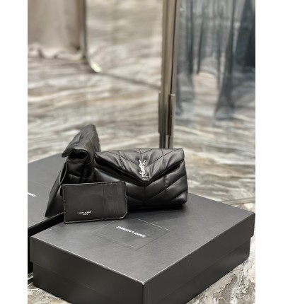 Ysl PUFFER small pouch in leather 19 X 9,5 X 2,5 CM