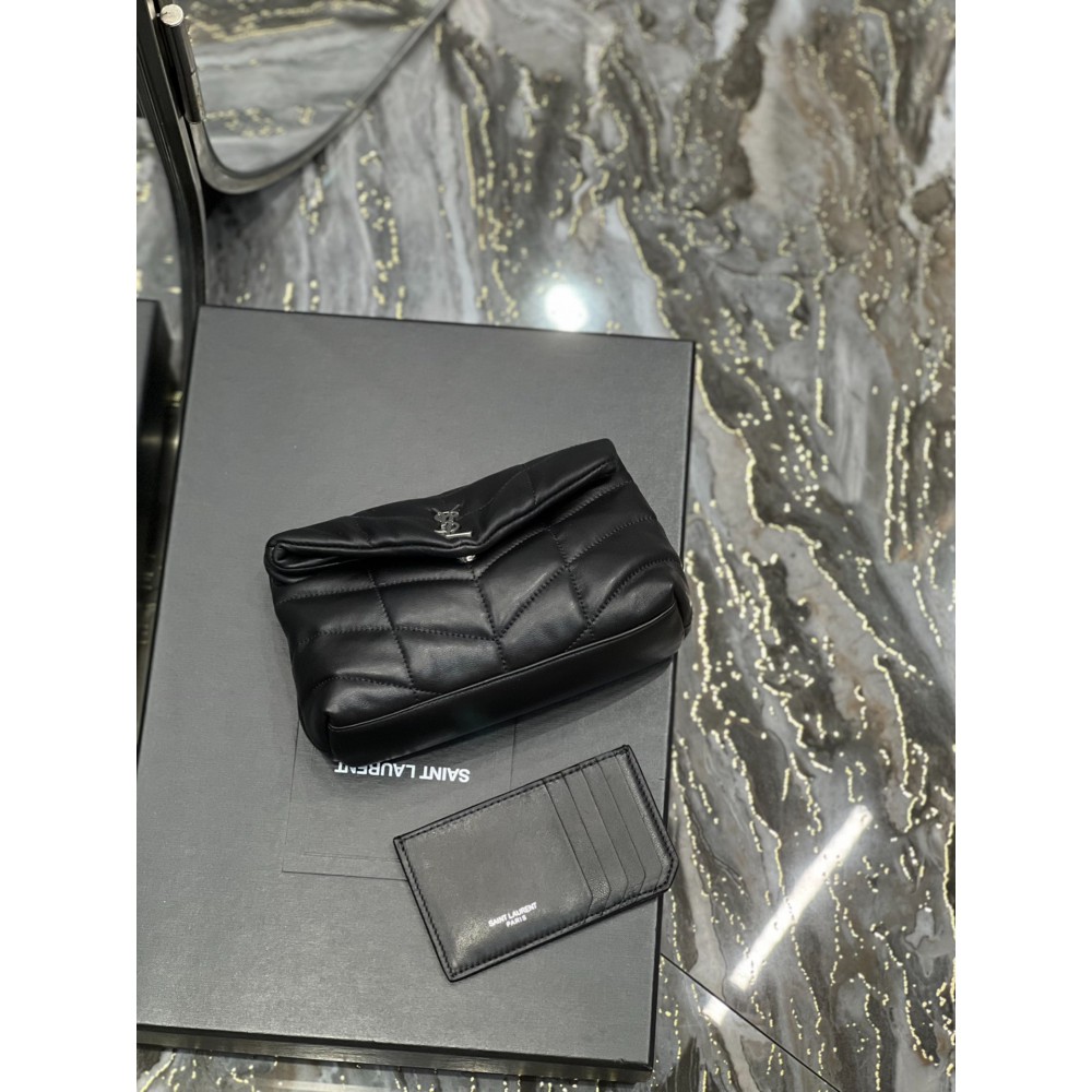 Ysl PUFFER small pouch in leather 19 X 9,5 X 2,5 CM Bags
