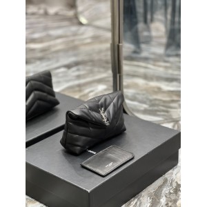 Ysl PUFFER small pouch in leather 19 X 9,5 X 2,5 CM Bags