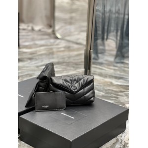 Ysl PUFFER small pouch in leather 19 X 9,5 X 2,5 CM Bags