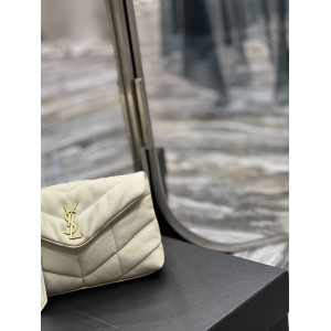 Ysl PUFFER small pouch in leather 19 X 9,5 X 2,5 CM Bags