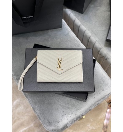 Ysl cassandre matelassé leather clutch 21x16cm