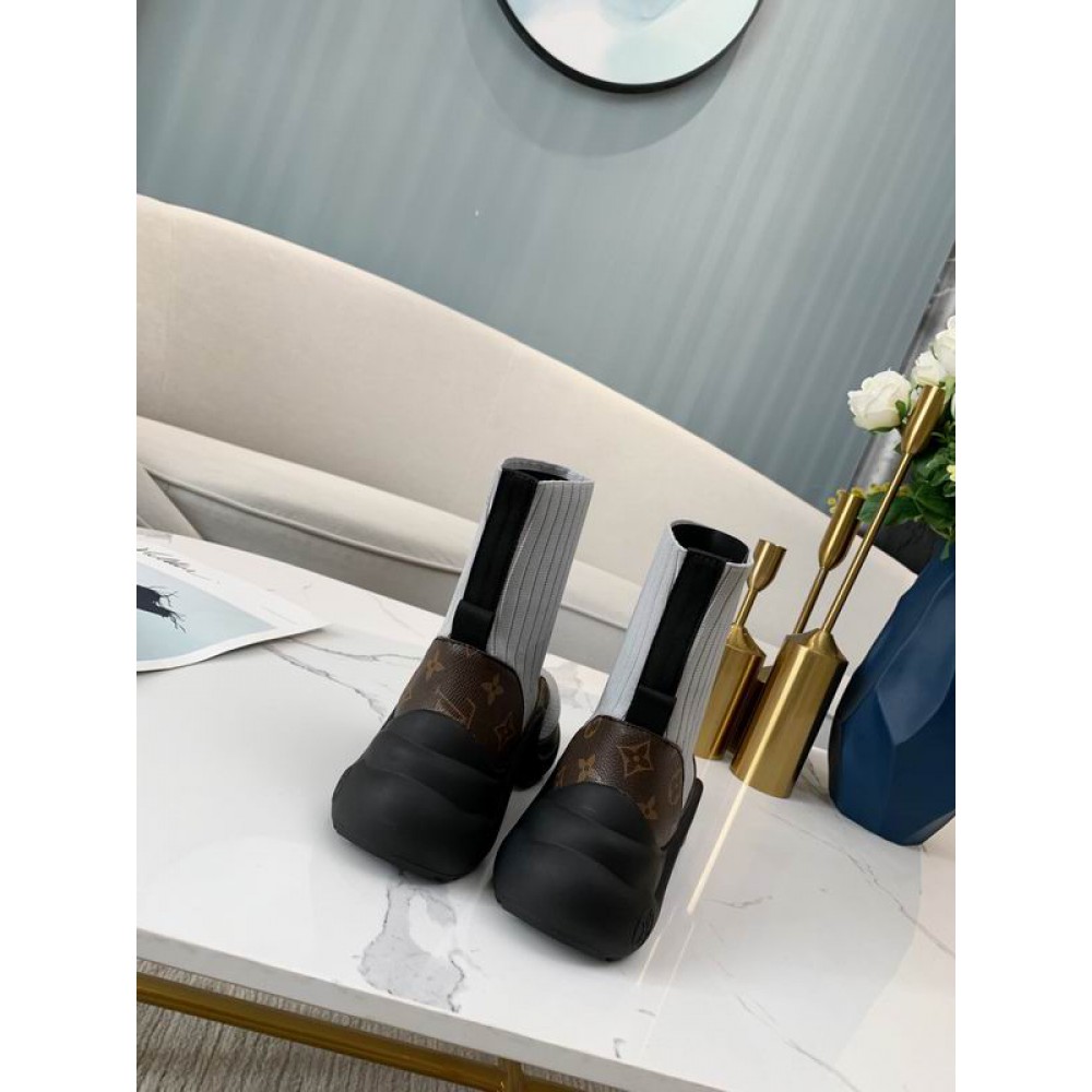 Lv archlight boots 35-42 Shoes