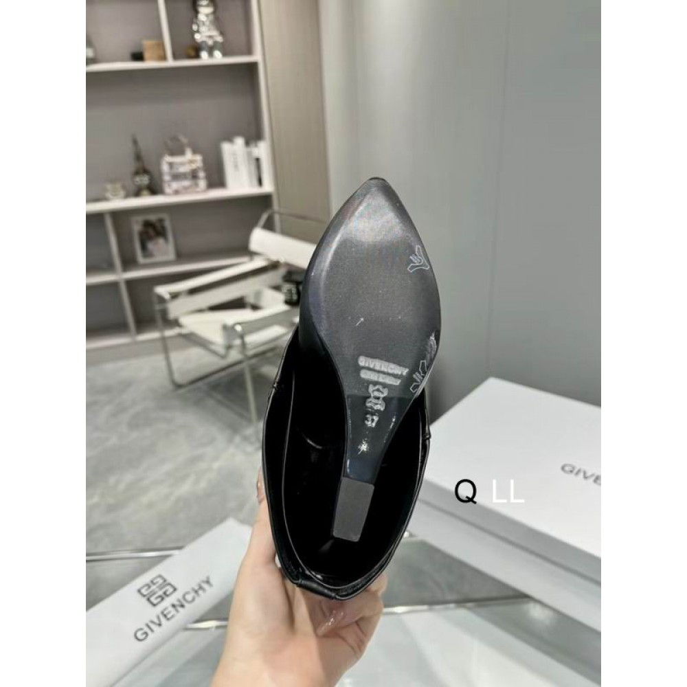 Givenchy boots 36-42 Shoes