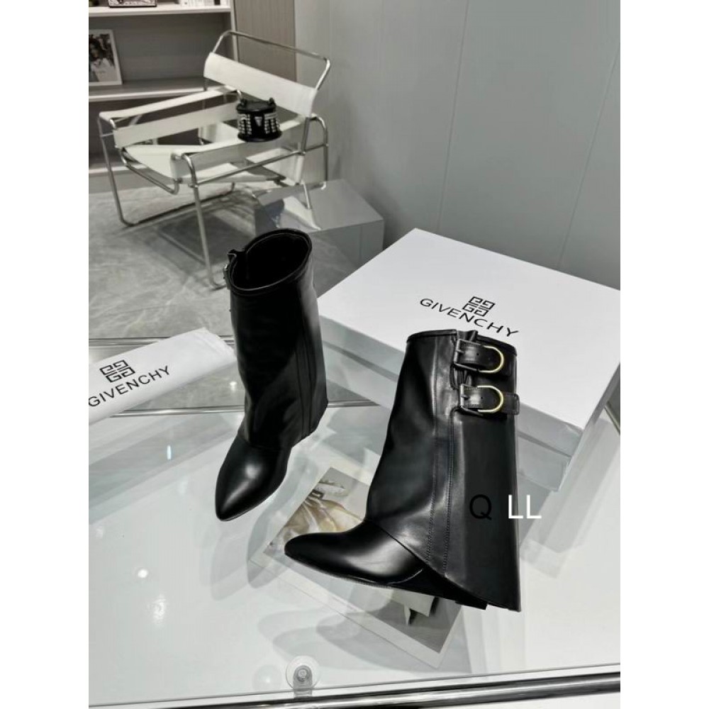 Givenchy boots 36-42 Shoes