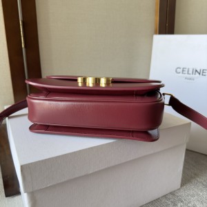 Celine triomphe bag in shiny calfskin leather 22.5x16.5x7.5cm Bags