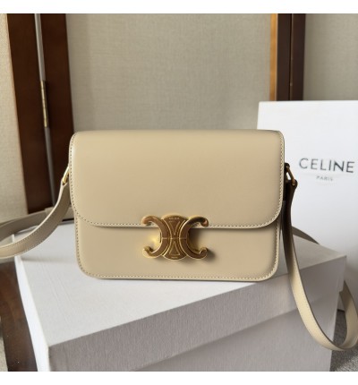 Celine triomphe bag in shiny calfskin leather 18.5x14x5cm
