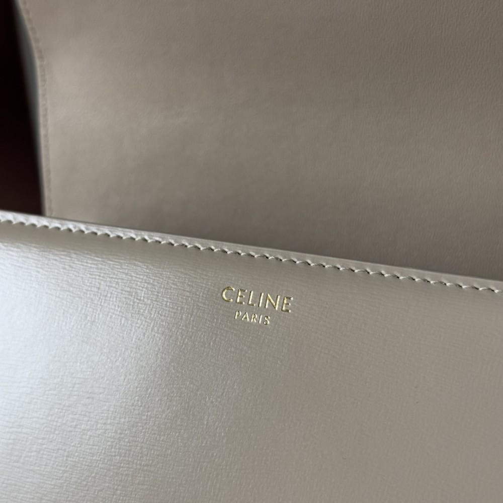 Celine triomphe bag in shiny calfskin leather 18.5x14x5cm Bags