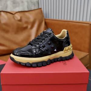 Valentino sneakers 35-45 Shoes