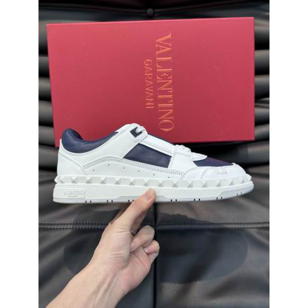 Valentino sneakers 35-45 Shoes