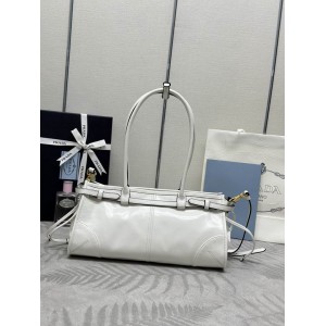 Prada Medium leather handbag 32x15.5x12cm Bags