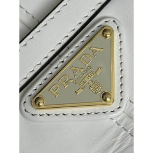 Prada Medium leather handbag 32x15.5x12cm Bags