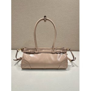 Prada Medium leather handbag 32x15.5x12cm Bags