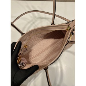 Prada Medium leather handbag 32x15.5x12cm Bags