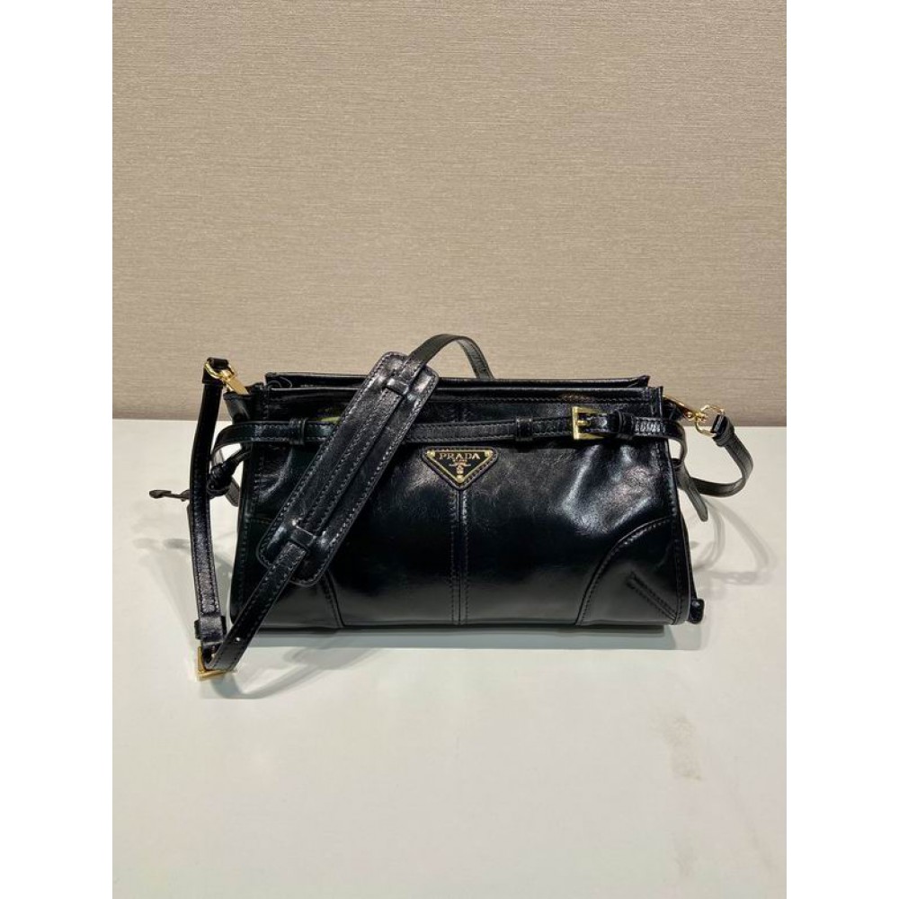 Prada Small leather handbag 26x14x12cm Bags