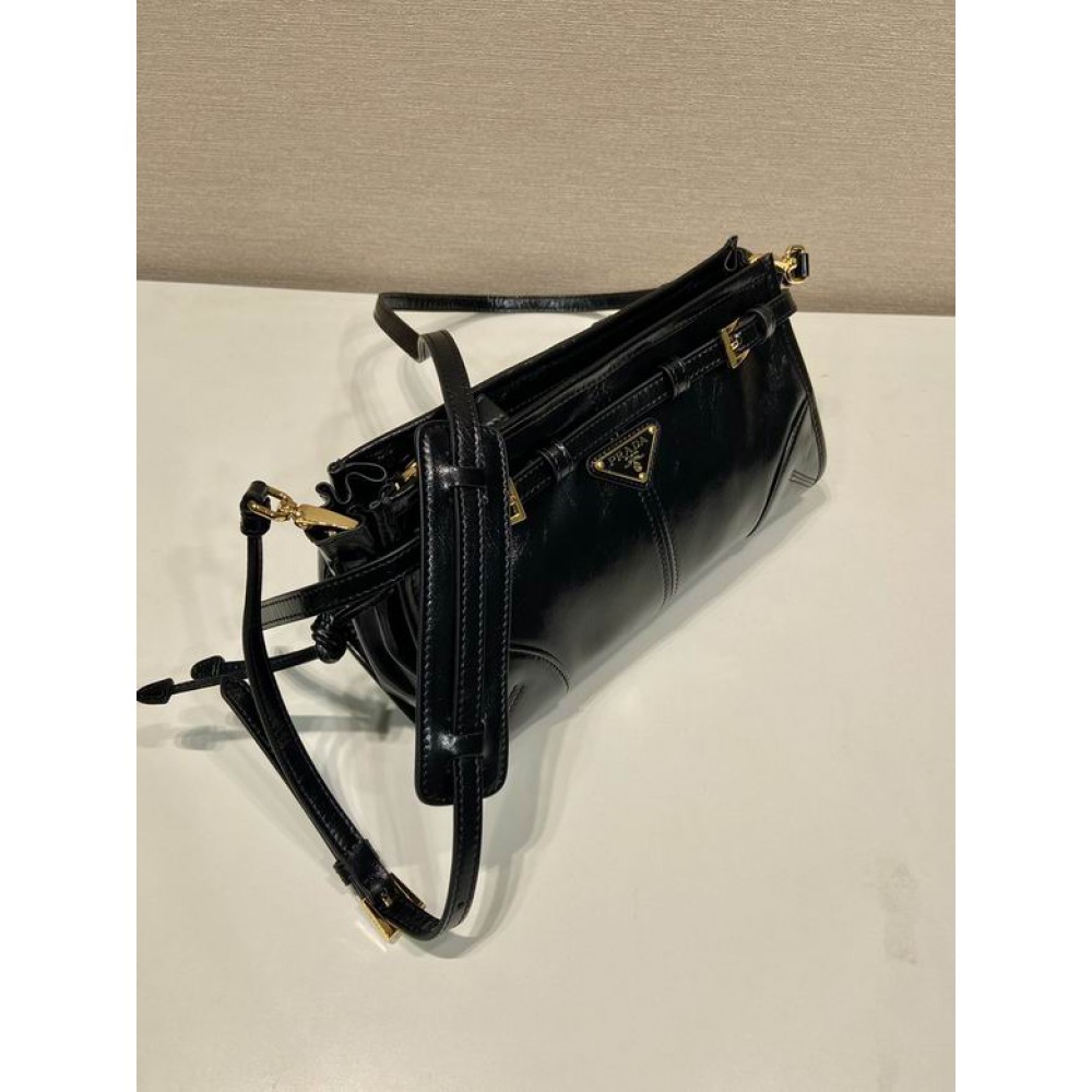 Prada Small leather handbag 26x14x12cm Bags