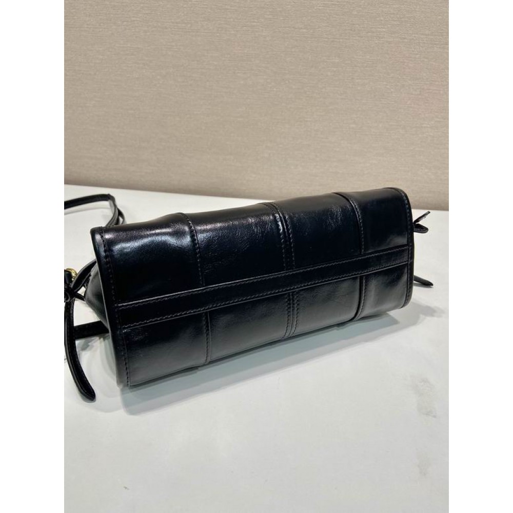 Prada Small leather handbag 26x14x12cm Bags