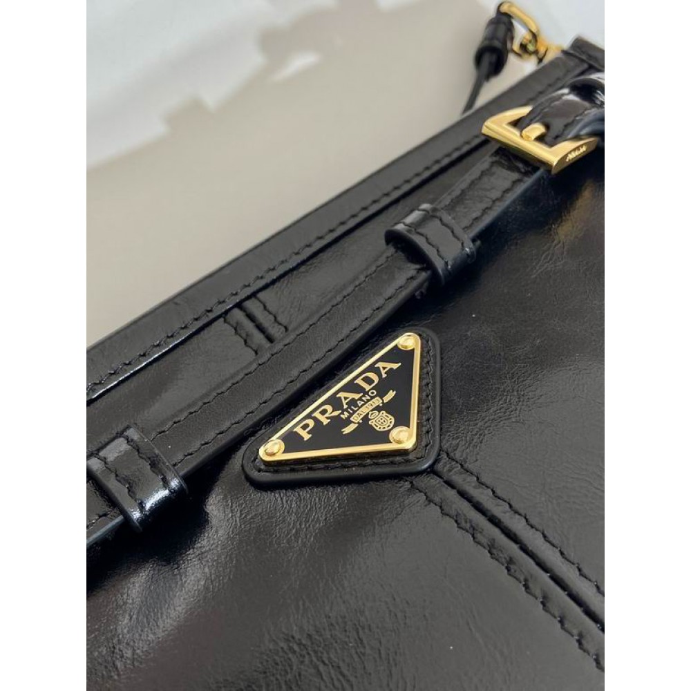 Prada Small leather handbag 26x14x12cm Bags