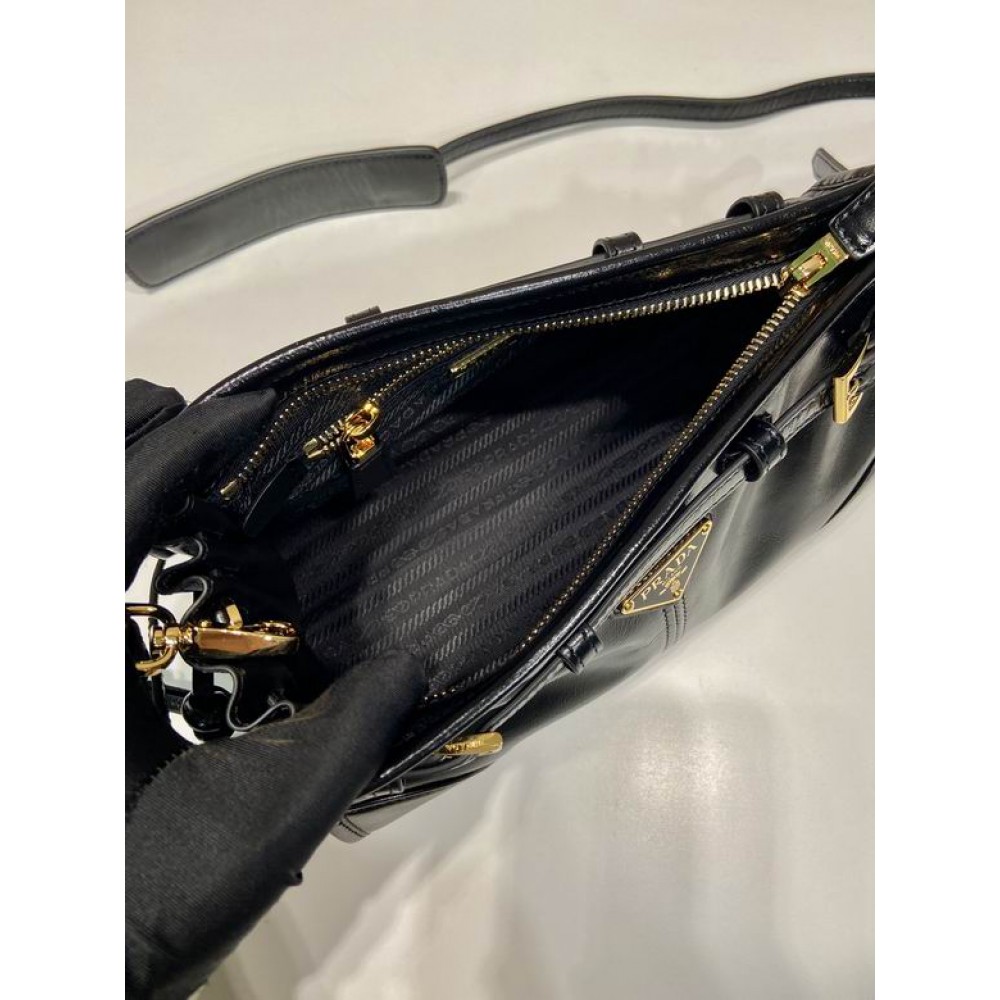 Prada Small leather handbag 26x14x12cm Bags