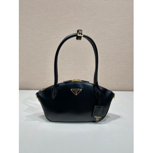 Prada Small leather handbag 26x17x9cm Bags