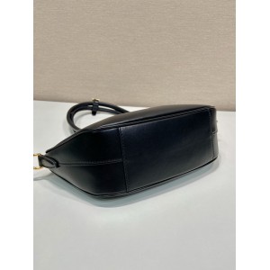 Prada Small leather handbag 26x17x9cm Bags