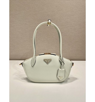 Prada Small leather handbag 26x17x9cm