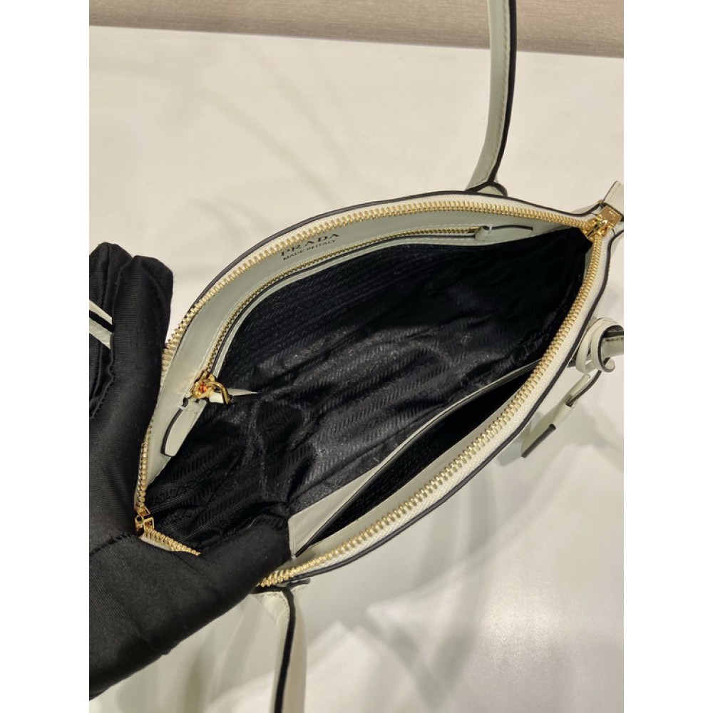 Prada Small leather handbag 26x17x9cm Bags