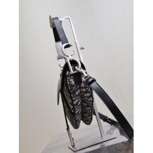Dior saddle bag 25.5 x 20 x 6.5 cm Bags