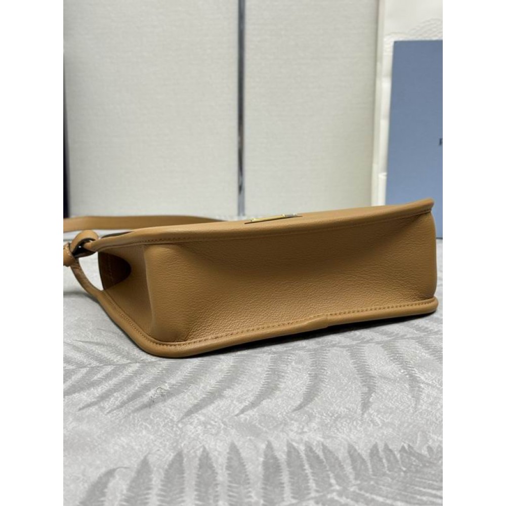 Prada saffiano leather bag 24x15x8cm Bags