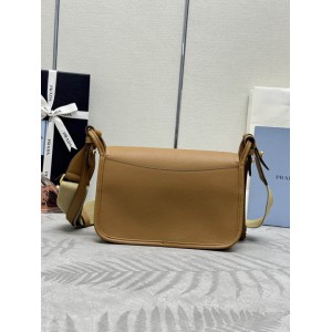 Prada saffiano leather bag 24x15x8cm Bags