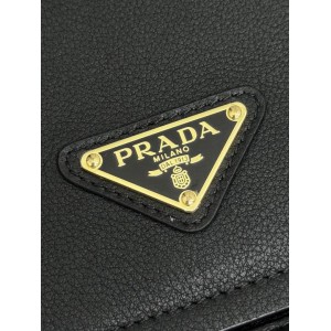 Prada saffiano leather bag 24x15x8cm Bags