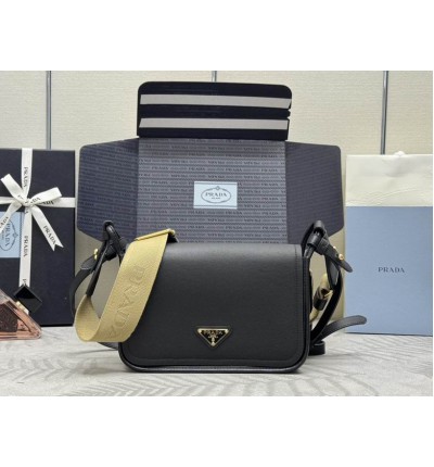 Prada saffiano leather bag 24x15x8cm