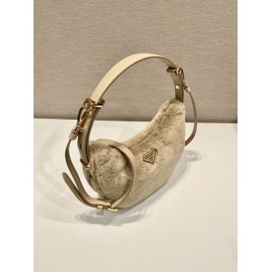 Prada arque small bag 22.5x18.5cm fur Bags