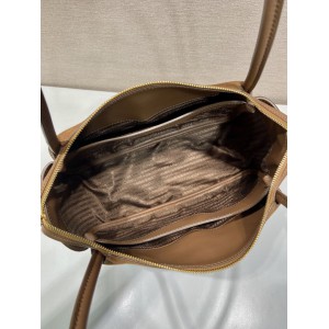 Prada Medium leather handbag 28x16x11cm Bags