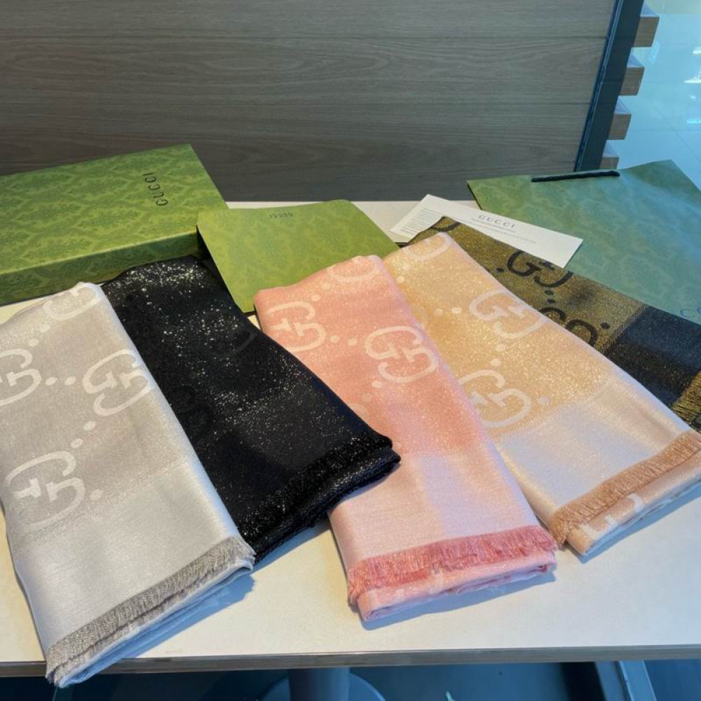 Gucci scarf 140x140cm cotton silk Accesories