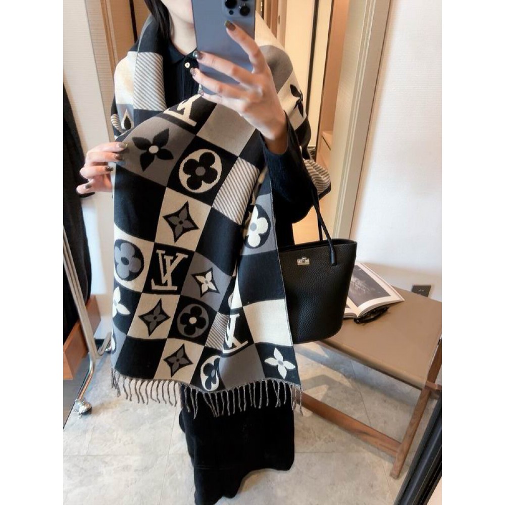 Lv scarf 180x65cm cotton silk Accesories